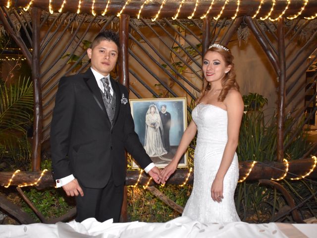 La boda de José Luis  y Yarel  en Iztapalapa, Ciudad de México 34