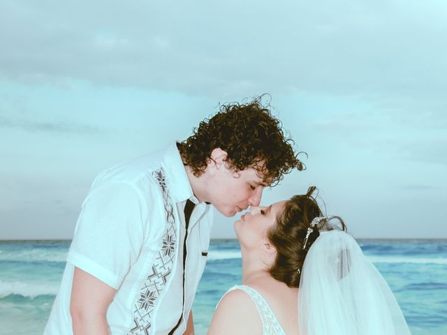 La boda de Alexandre y Victoria en Puerto Morelos, Quintana Roo 16