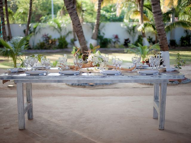 La boda de Dani y Yema en Cancún, Quintana Roo 23