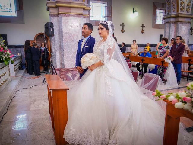 La boda de Erick y Grecia en Uruapan, Michoacán 16