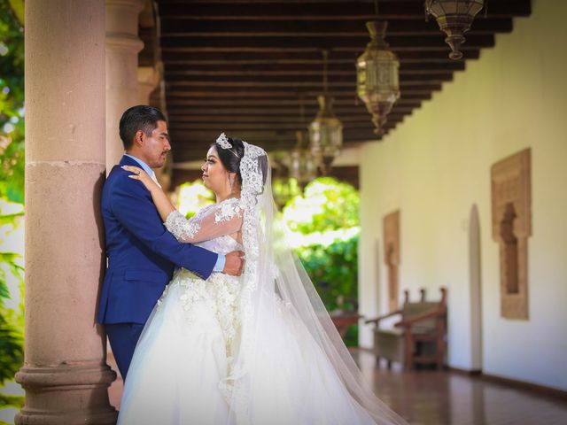 La boda de Erick y Grecia en Uruapan, Michoacán 25