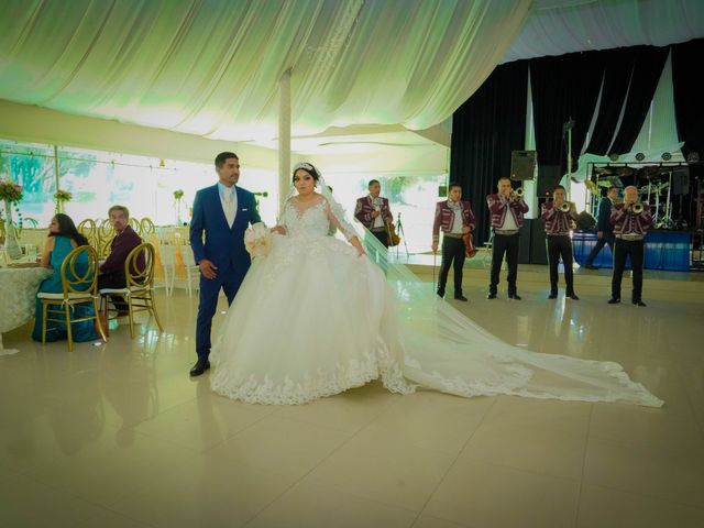 La boda de Erick y Grecia en Uruapan, Michoacán 35