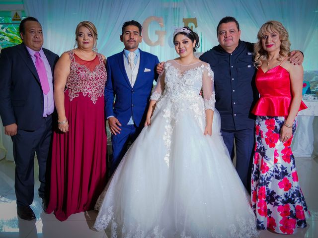 La boda de Erick y Grecia en Uruapan, Michoacán 40