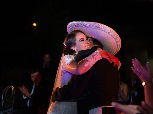 La boda de Alfonso y Alejandra en Pátzcuaro, Michoacán 106