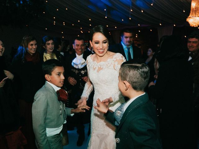 La boda de Alfonso y Alejandra en Pátzcuaro, Michoacán 149