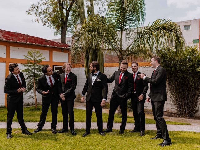 La boda de Henry y Elena en Tepotzotlán, Estado México 2