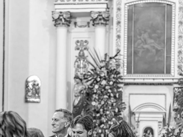 La boda de Henry y Elena en Tepotzotlán, Estado México 30