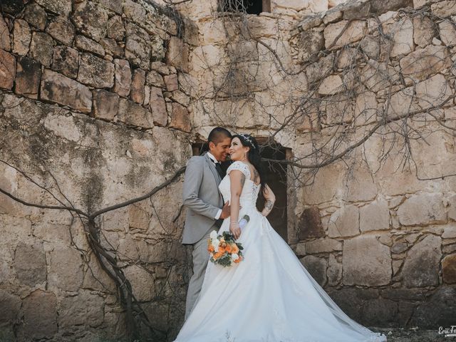 La boda de Carlos G. Castro Resendez  y Karla F. Soto Hernández  en Durango, Durango 3