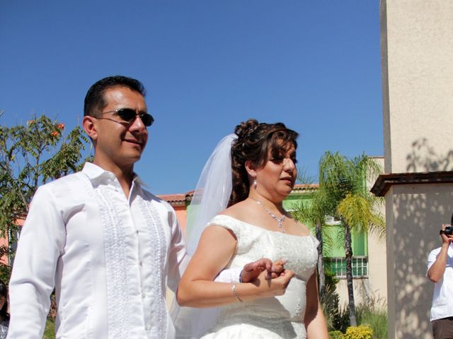 La boda de Manuel y Conchita en Emiliano Zapata, Morelos 1