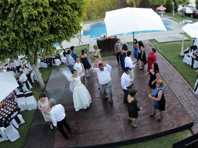 La boda de Manuel y Conchita en Emiliano Zapata, Morelos 14