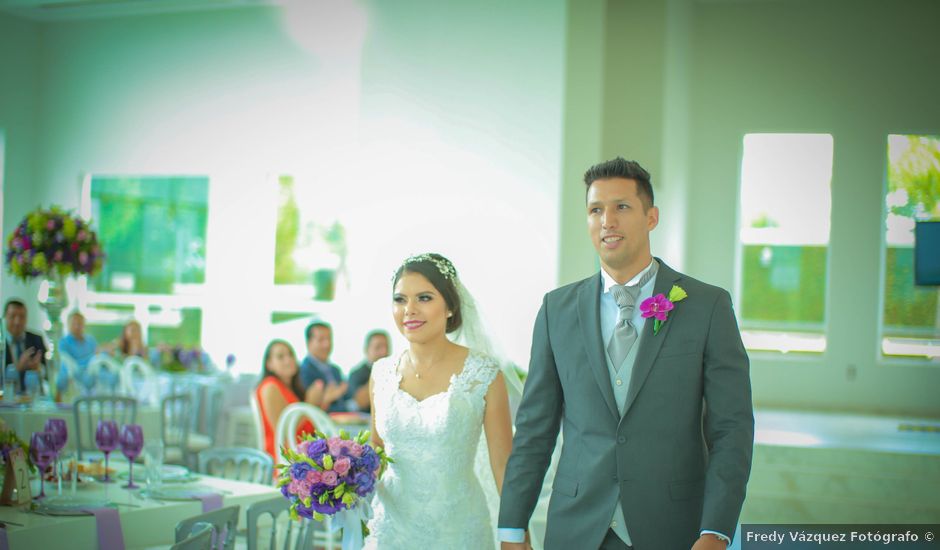 La boda de Jesús y Sandy en Uruapan, Michoacán