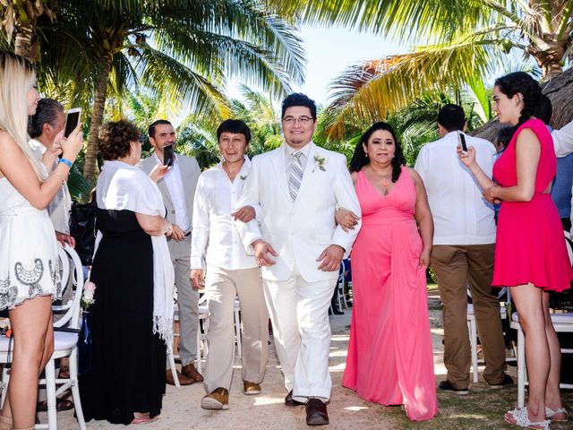 La boda de Ana y Memo en Cancún, Quintana Roo 16