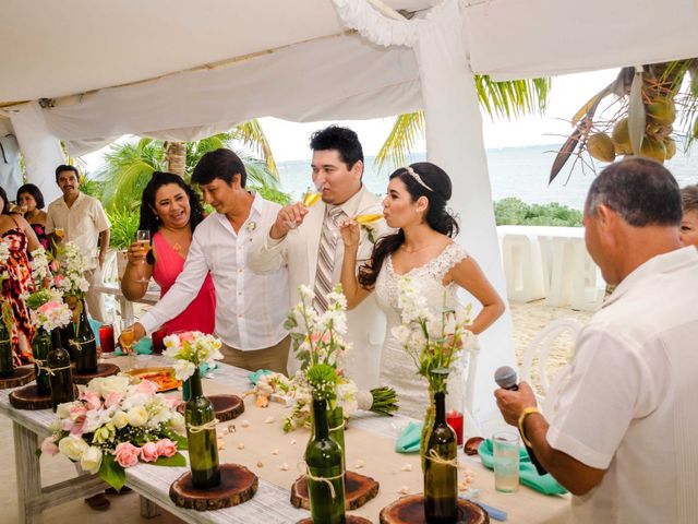 La boda de Ana y Memo en Cancún, Quintana Roo 39