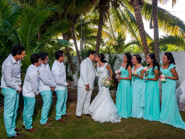 La boda de Ana y Memo en Cancún, Quintana Roo 40