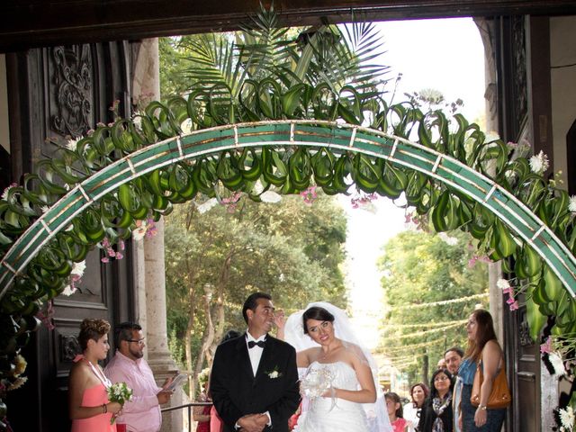 La boda de Bernardo y Montserrar en Iztapalapa, Ciudad de México 19