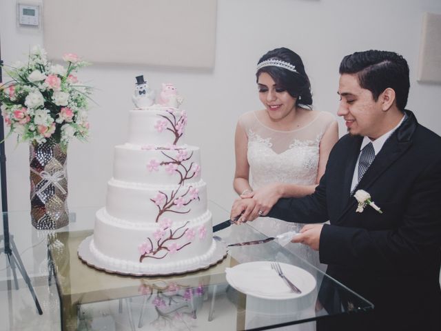 La boda de Alexis  y Adela  en General Escobedo, Nuevo León 43