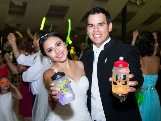 La boda de José y Laura en Matamoros, Coahuila 32
