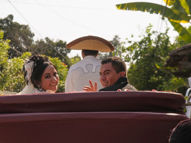 La boda de Arturo y Marisol en Yautepec, Morelos 13