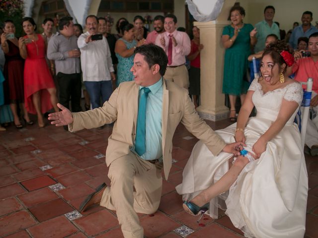 La boda de Javier y Sthefanie en San Andrés Tuxtla, Veracruz 52