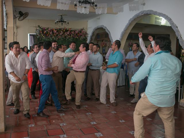 La boda de Javier y Sthefanie en San Andrés Tuxtla, Veracruz 57