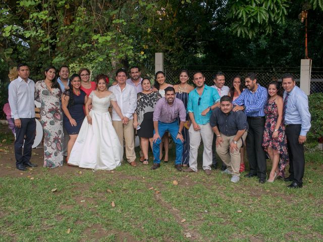 La boda de Javier y Sthefanie en San Andrés Tuxtla, Veracruz 60