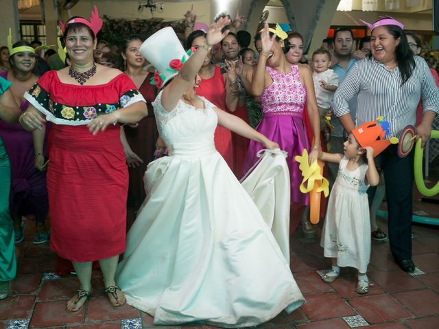 La boda de Javier y Sthefanie en San Andrés Tuxtla, Veracruz 78
