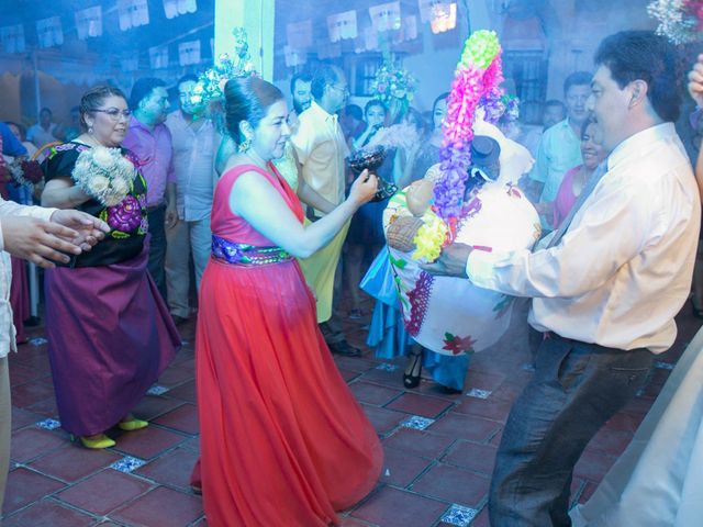 La boda de Javier y Sthefanie en San Andrés Tuxtla, Veracruz 85