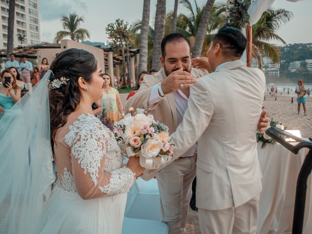 La boda de Erick y Vivi en Ixtapa Zihuatanejo, Guerrero 12