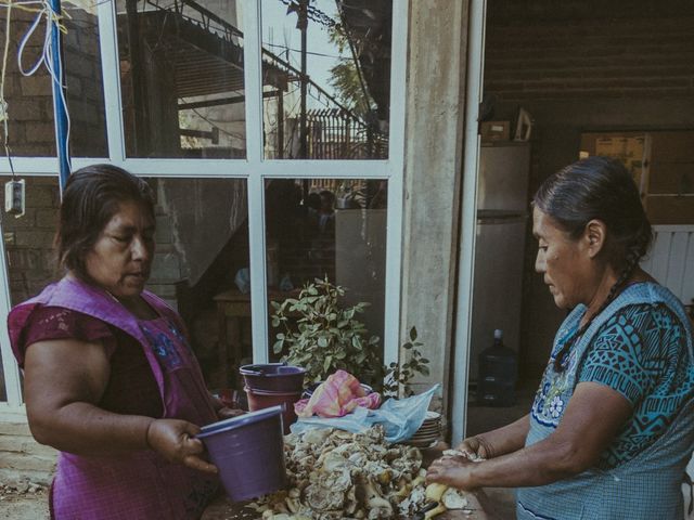 La boda de David y Adriana en San Juan del Río, Oaxaca 4