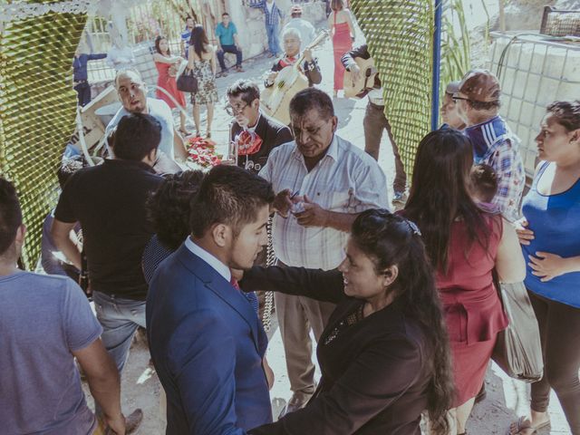 La boda de David y Adriana en San Juan del Río, Oaxaca 33