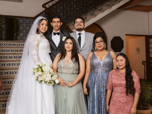 La boda de Yulemi y Hugo en Victoria, Tamaulipas 10