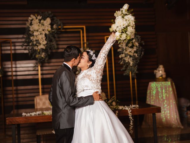 La boda de Yulemi y Hugo en Victoria, Tamaulipas 17