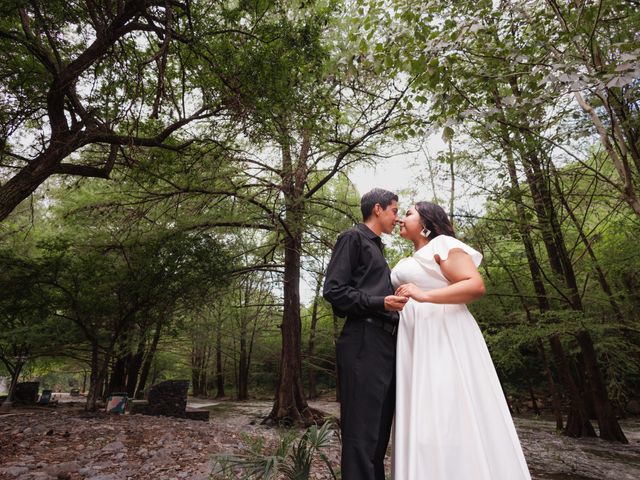 La boda de Yulemi y Hugo en Victoria, Tamaulipas 31