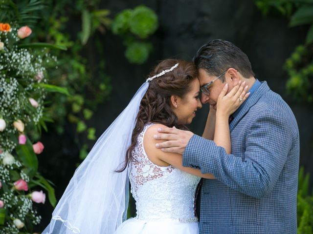 La boda de Jesús y Fabiola en Coyoacán, Ciudad de México 15