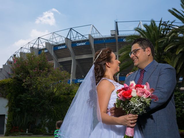 La boda de Jesús y Fabiola en Coyoacán, Ciudad de México 33