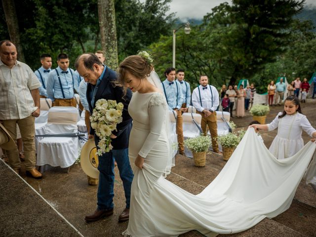 La boda de Jesse y Rosalinda en Tamasopo, San Luis Potosí 19