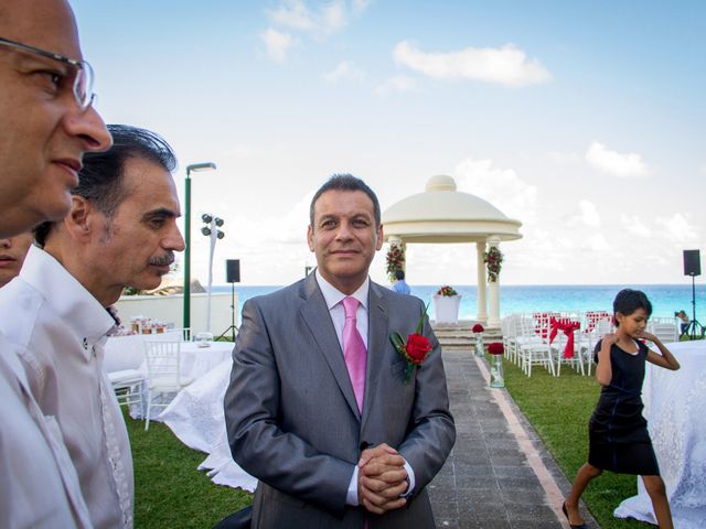 La boda de Rodrigo y Giovanna en Cancún, Quintana Roo 36