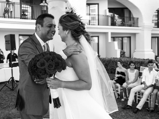 La boda de Rodrigo y Giovanna en Cancún, Quintana Roo 39