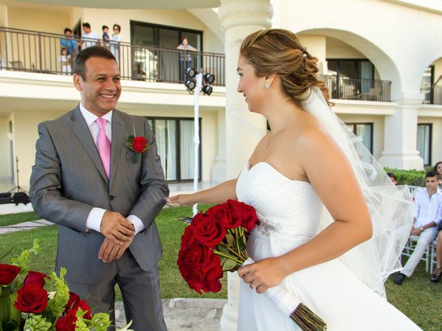 La boda de Rodrigo y Giovanna en Cancún, Quintana Roo 40