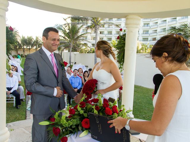 La boda de Rodrigo y Giovanna en Cancún, Quintana Roo 42