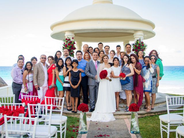 La boda de Rodrigo y Giovanna en Cancún, Quintana Roo 71