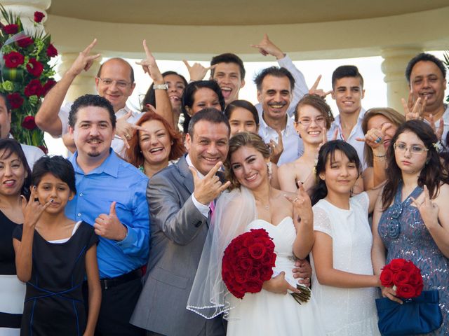 La boda de Rodrigo y Giovanna en Cancún, Quintana Roo 72