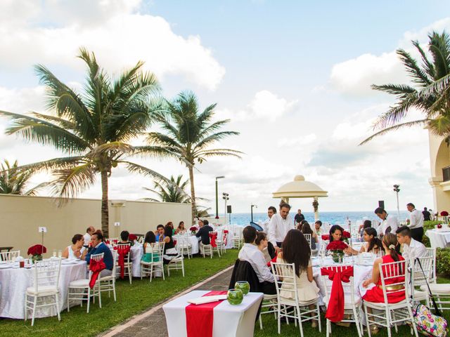 La boda de Rodrigo y Giovanna en Cancún, Quintana Roo 116