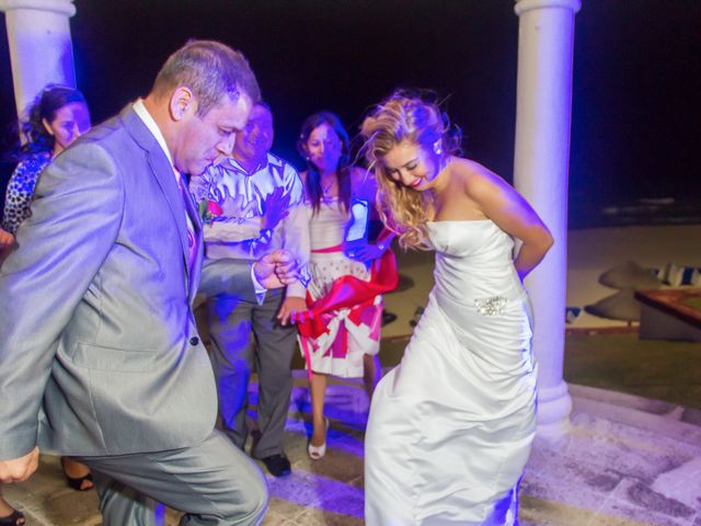 La boda de Rodrigo y Giovanna en Cancún, Quintana Roo 161