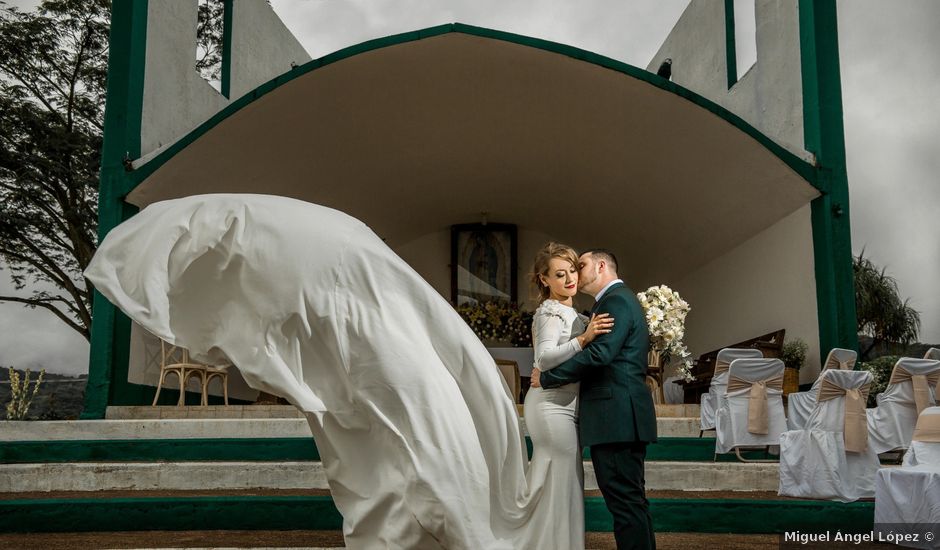 La boda de Jesse y Rosalinda en Tamasopo, San Luis Potosí