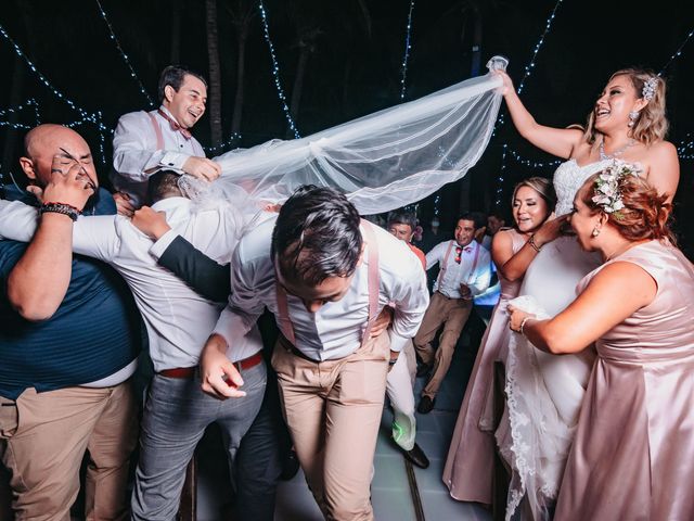 La boda de Roberto y Birshal en Acapulco, Guerrero 80