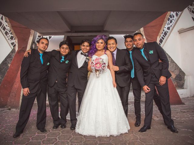 La boda de Enrique y Giselle en Iztapalapa, Ciudad de México 38