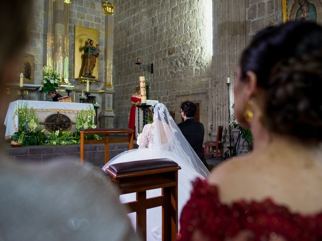 La boda de Edgar y Alejandra en Zapopan, Jalisco 24