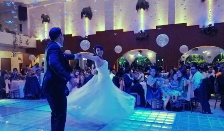 La boda de Carlos  y Alexandra  en Ecatepec, Estado México