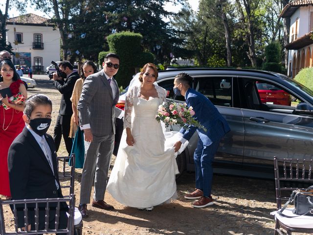 La boda de Marco y Brisa en Pátzcuaro, Michoacán 32